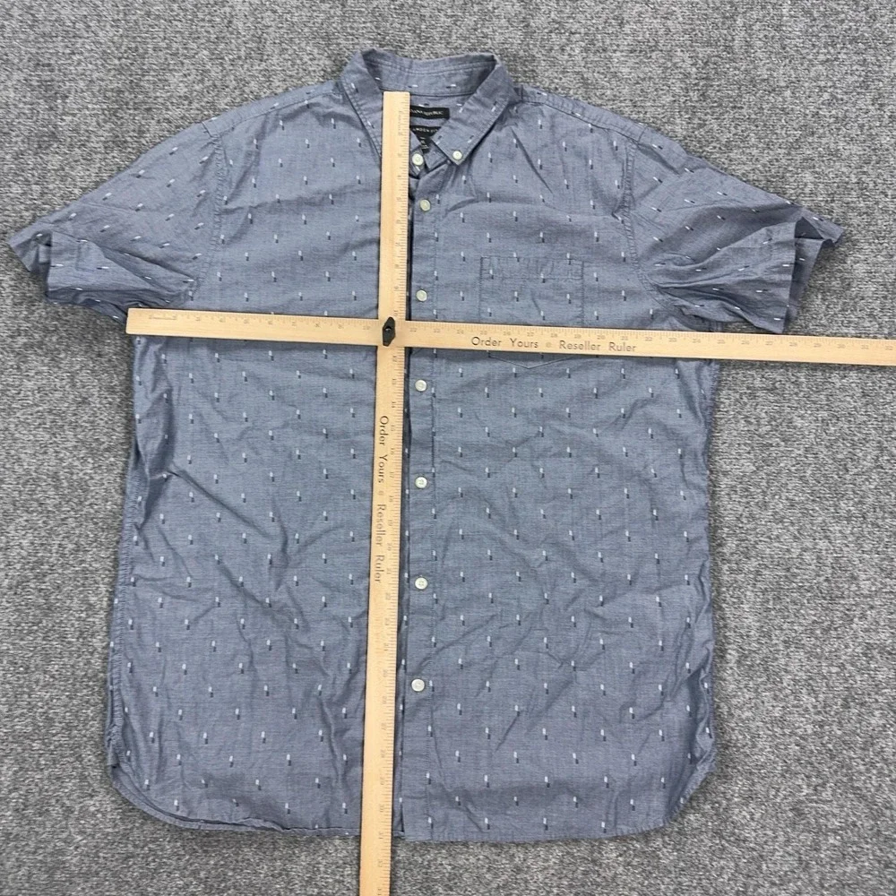 Banana Republic Shirt Mens XLT Blue Chambray Geometric Short Sleeve Button Front